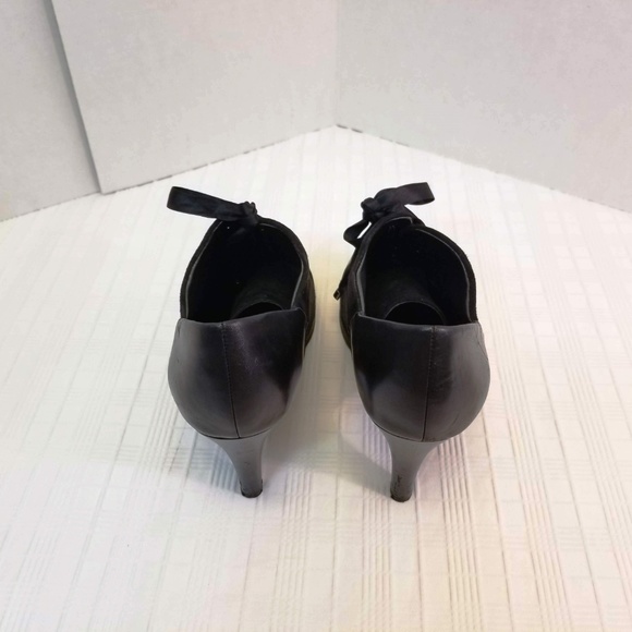 NWOB Tahari Travis Leather/Suede Ankle Boots 7.5M - Picture 4 of 8